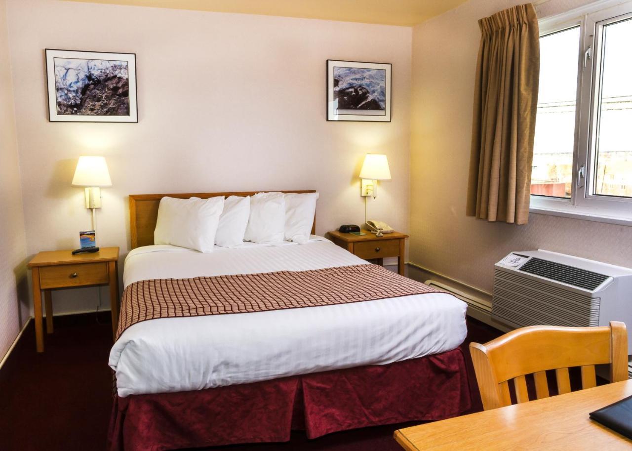 Guesthouse Inn & Suites Anchorage Inn Quarto foto